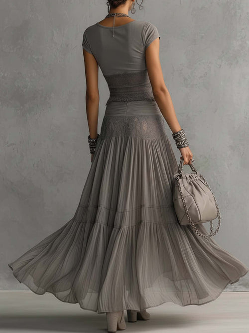 Alba™ | Gray set with lace top and long pleated skirt