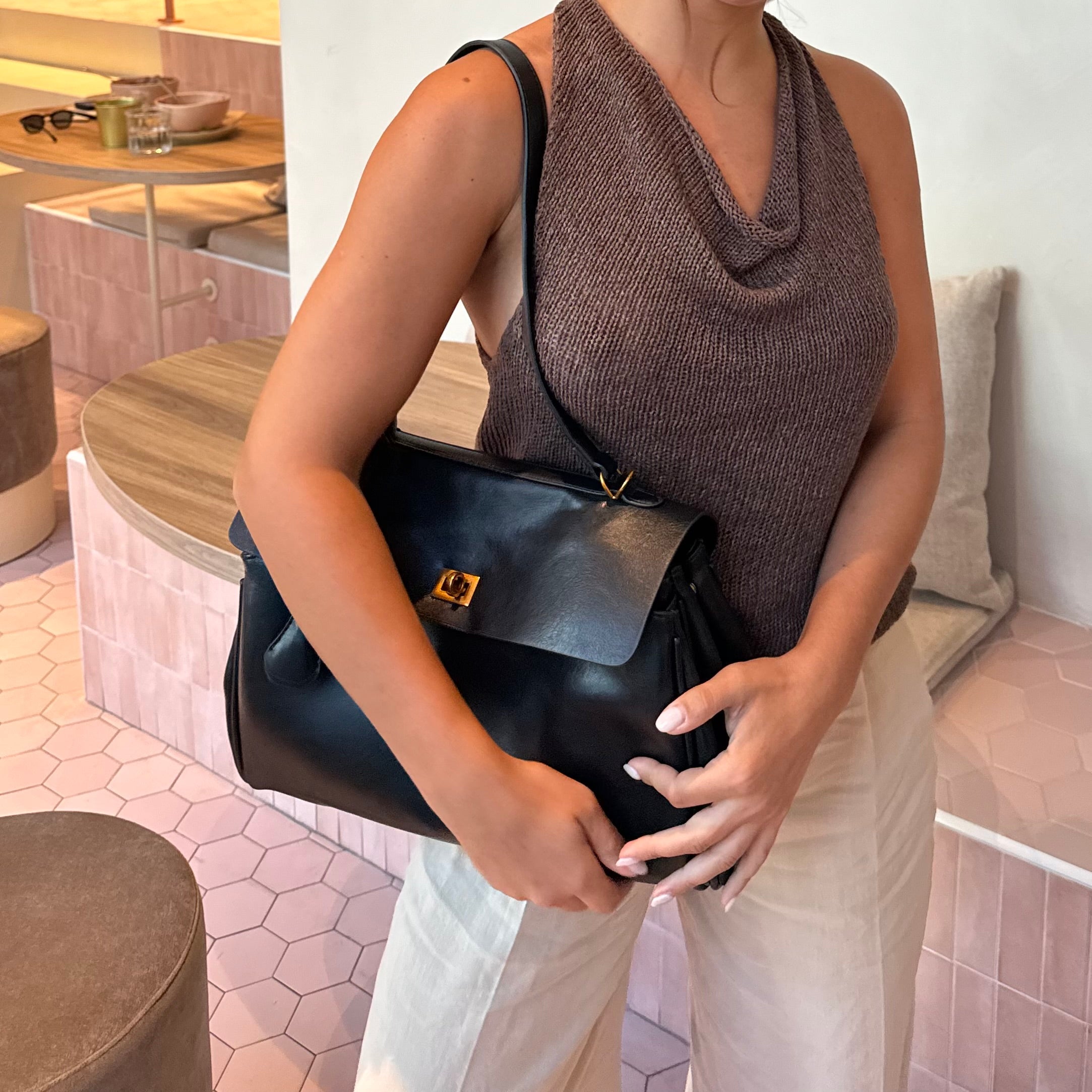 ARIA | Vintage Handbag — The Soul of Timeless Luxury