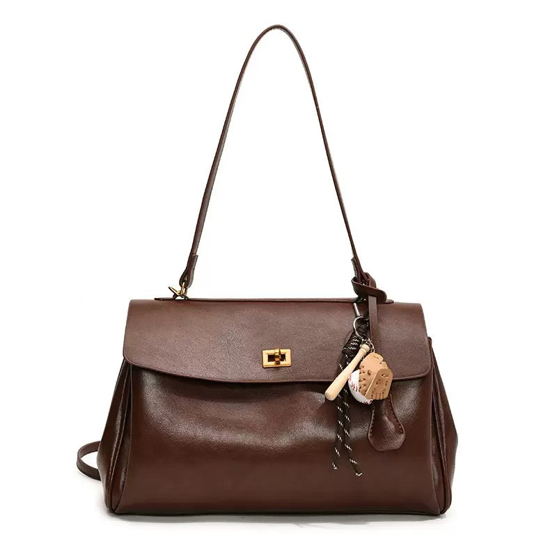 ARIA | Vintage Handbag — The Soul of Timeless Luxury