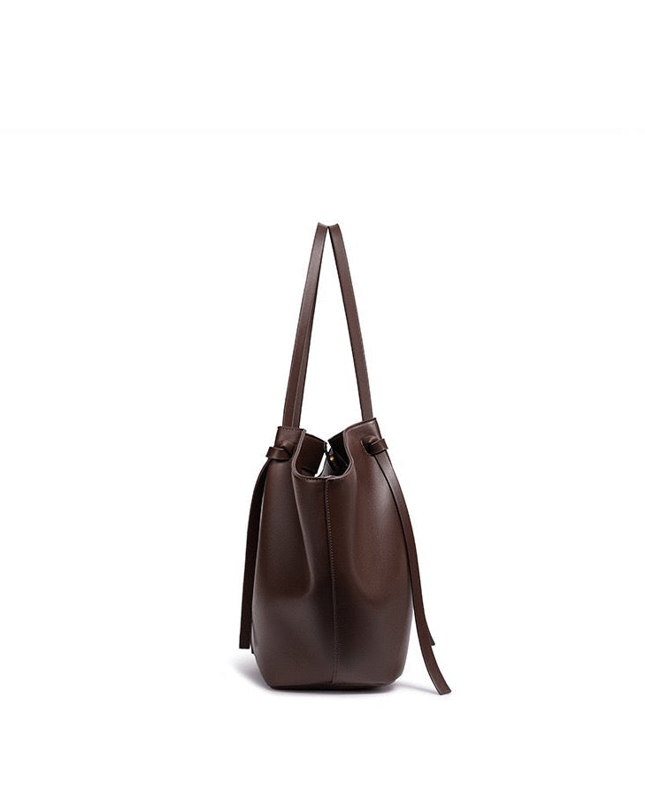 ARIA | Luxe Curve Bag — The Accessory That Says It All
