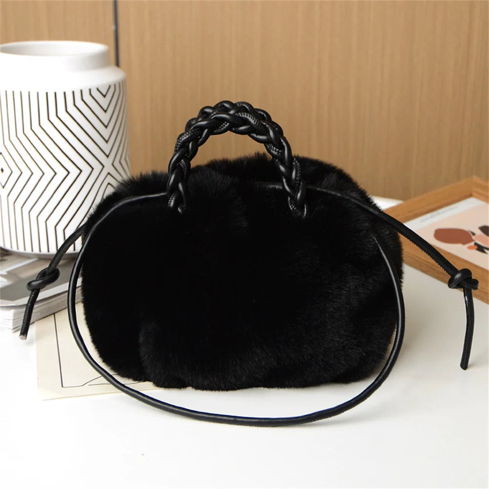 Sibanna | Velvet Crossbody Bag