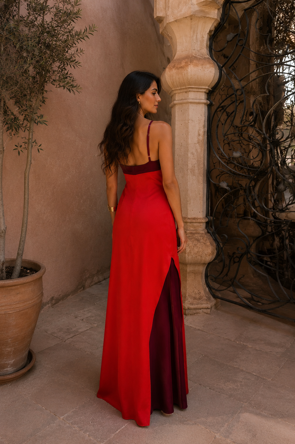 Oasis dress in red