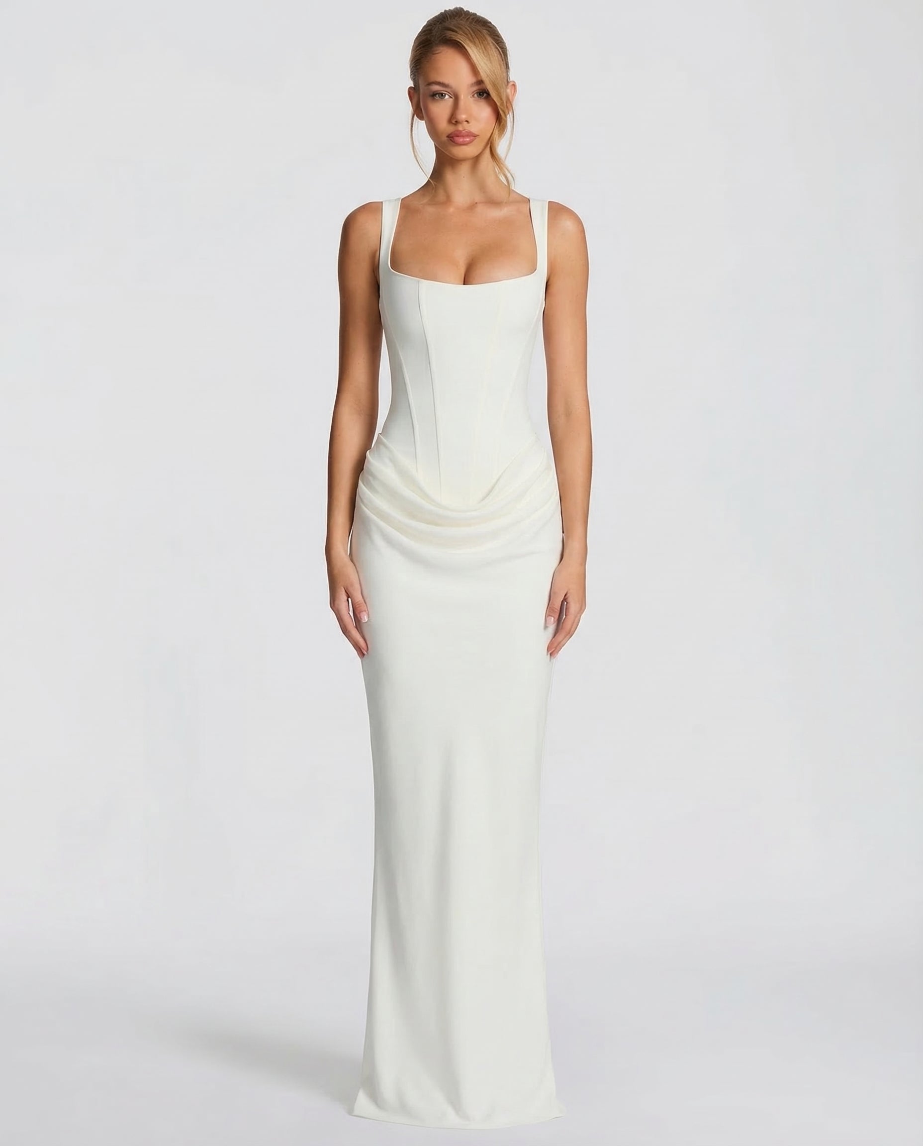 AMARA | Maxi Hourglass — The Silhouette that Stops You in Your Tracks